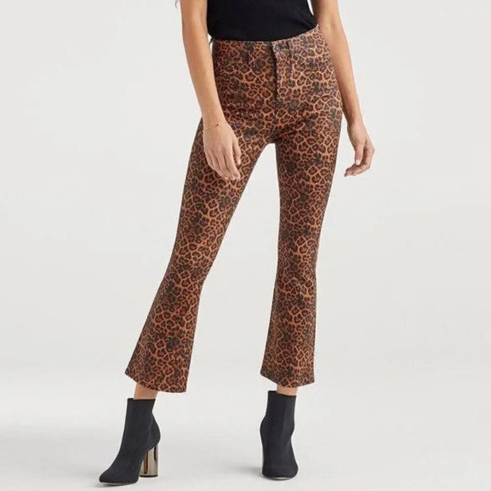 NWT 7 For All Mankind Leopard-Print High Rise Slim Fit Kick Flare Cropped Jeans - Picture 1 of 16